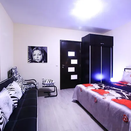 Private With Parking And Pool Lejlighed Balchik