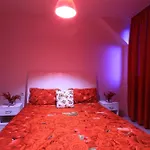 Private With Parking And Pool *