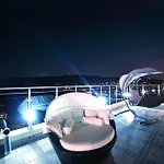 Private With Parking And Pool Apartamento Balchik