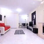 Private With Parking And Pool Balchik