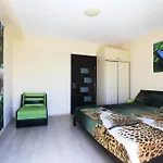 公寓 Private With Parking And Pool