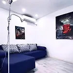 Private With Parking And Pool Apartamento