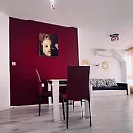 Private With Parking And Pool Balchik