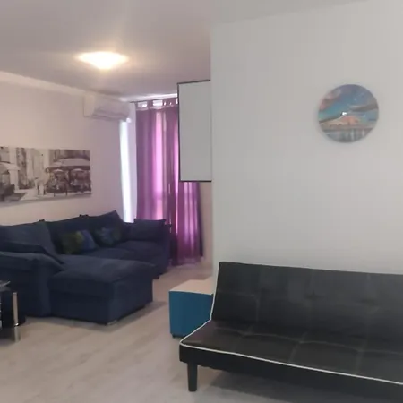 דירה Private With Parking And Pool *