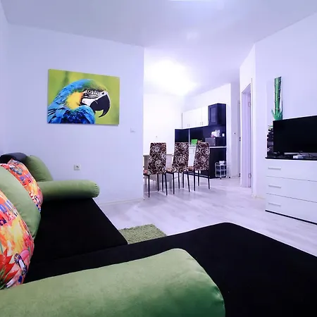 Private With Parking And Pool * Balchik