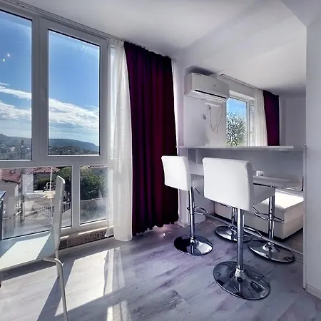 Private With Parking And Pool Apartamento